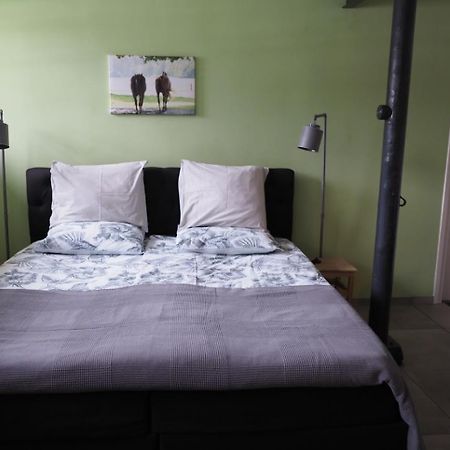Boerderij De Enkhoeve Laag-Soeren ภายนอก รูปภาพ