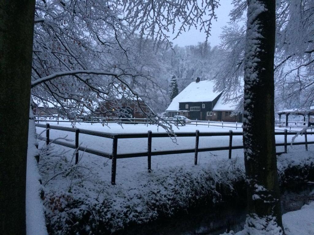 Boerderij De Enkhoeve Laag-Soeren ภายนอก รูปภาพ